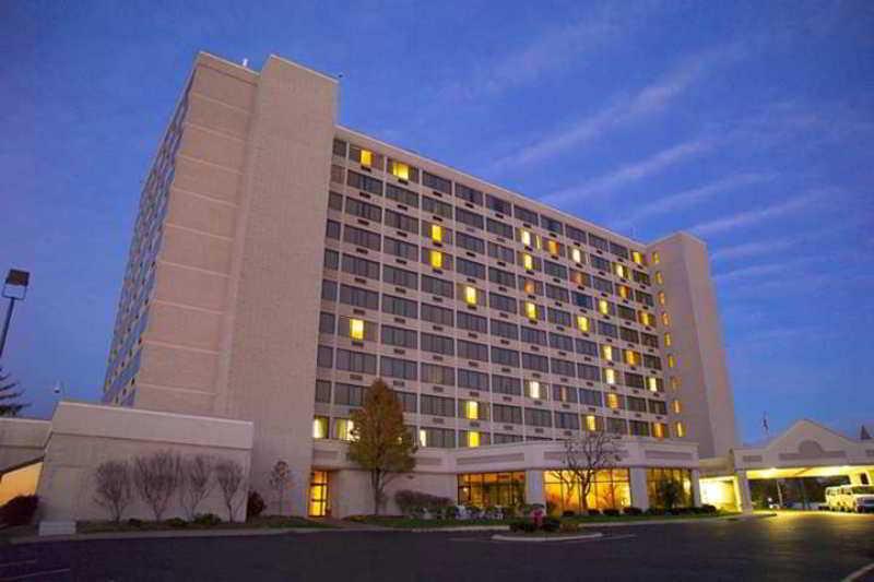 Hotel Doubletree By Hilton St. Louis At Westport Maryland Heights Exterior foto